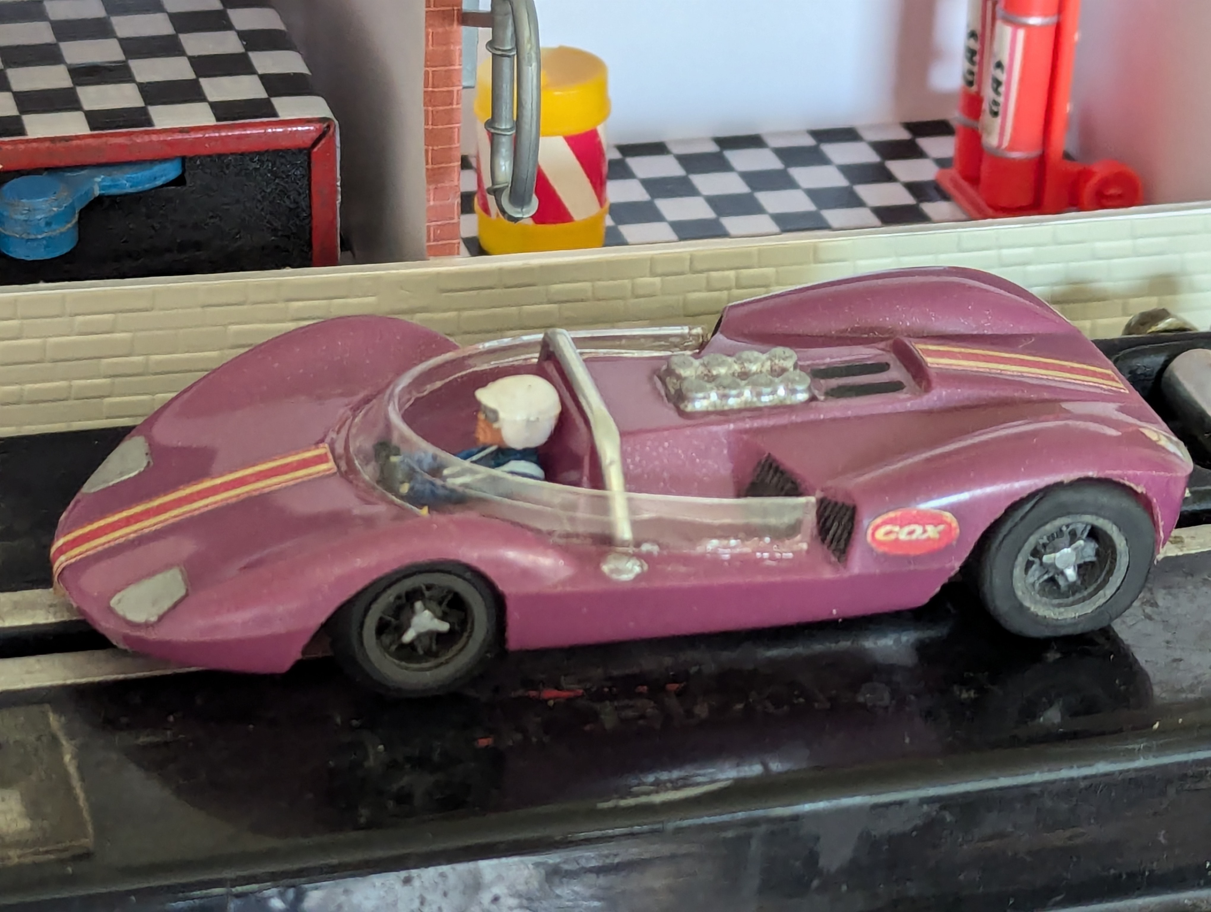 1968 Little Cucaracha - REH - Racer