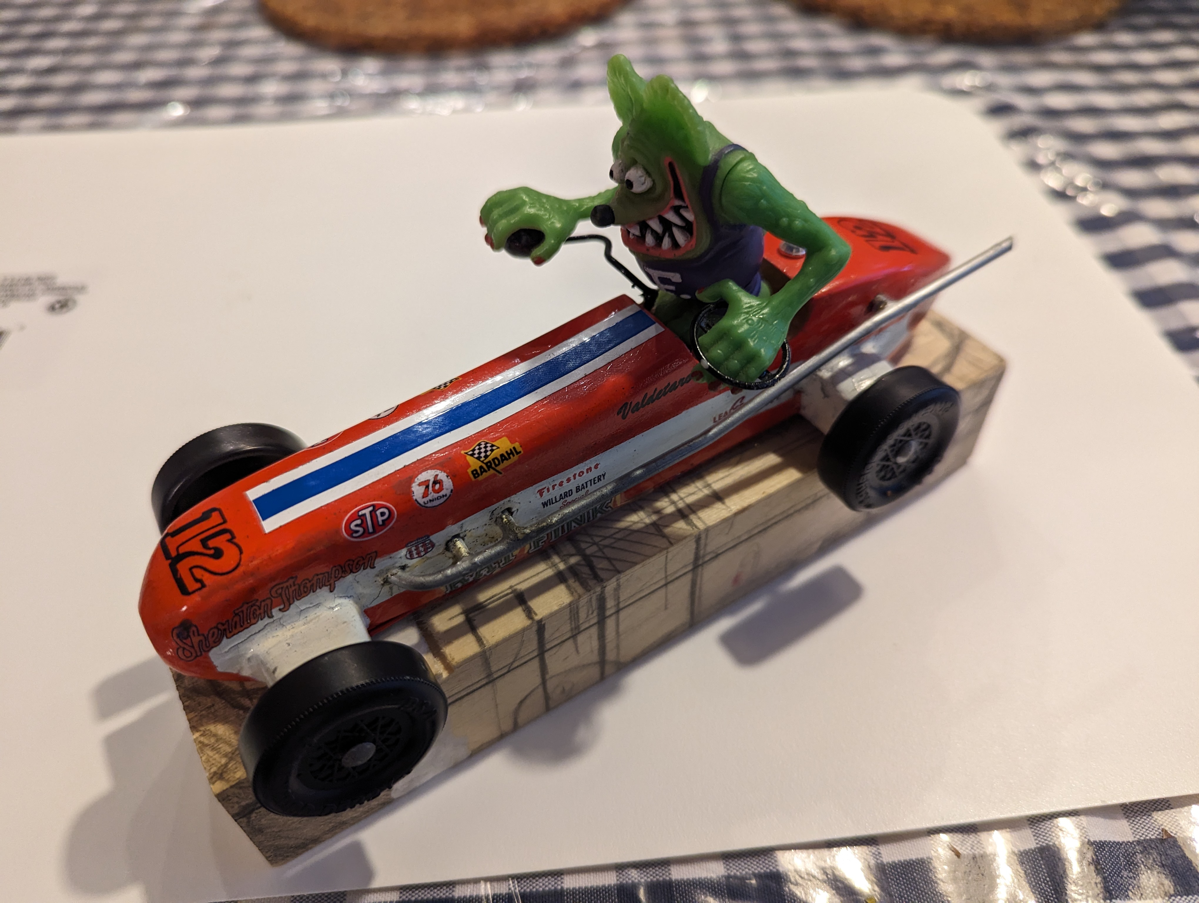 Watson-Roadster Rat Fink pine wood car