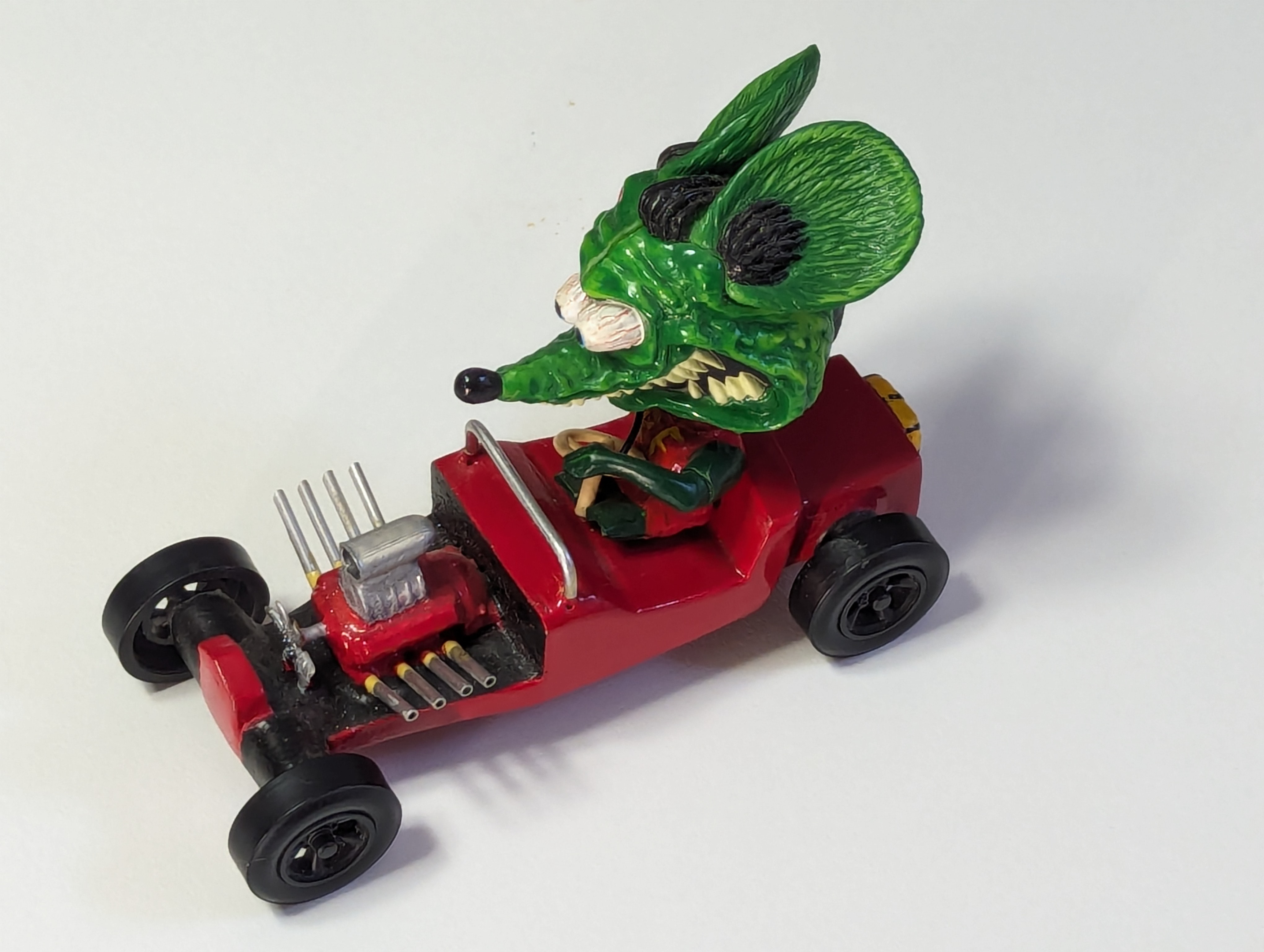 Hot Rod Rat Fink pine wood car