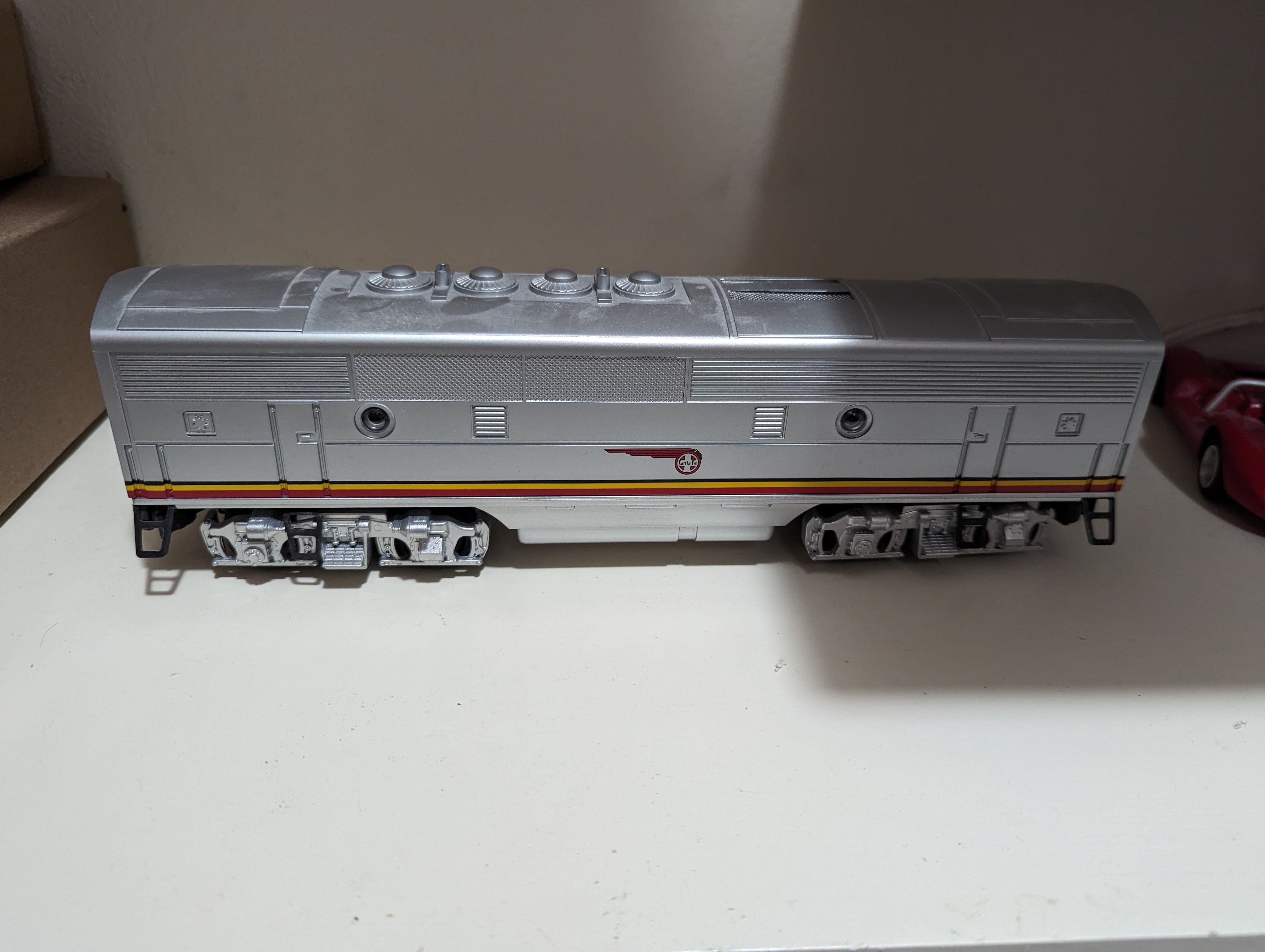 Diesel F3 B-Unit Santa Fe unpowered